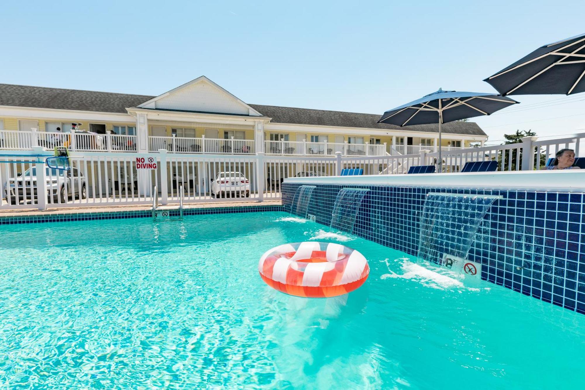 The Beach Club On Madison Avenue Cape May Exterior photo
