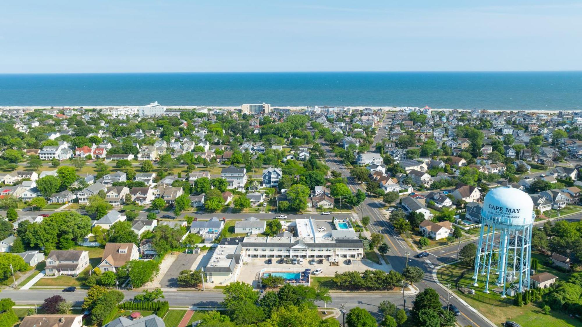 The Beach Club On Madison Avenue Cape May Exterior photo